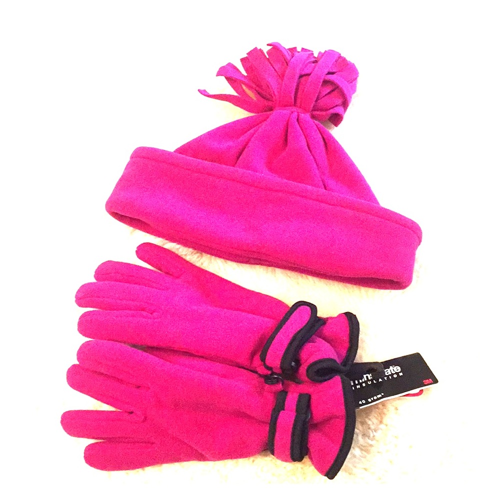 Pom Pom Beanie & Gloves 💕